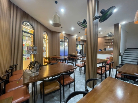 Sea & savor restaurant