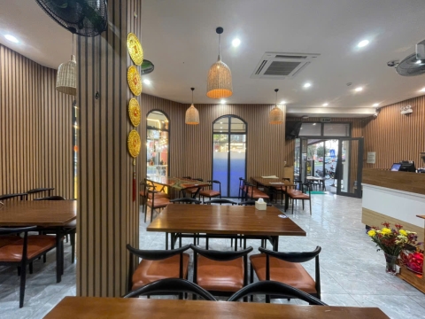 Sea & savor restaurant